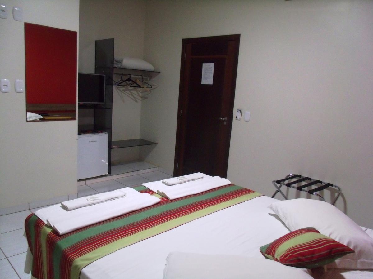 Quarto com Cama Queen-size